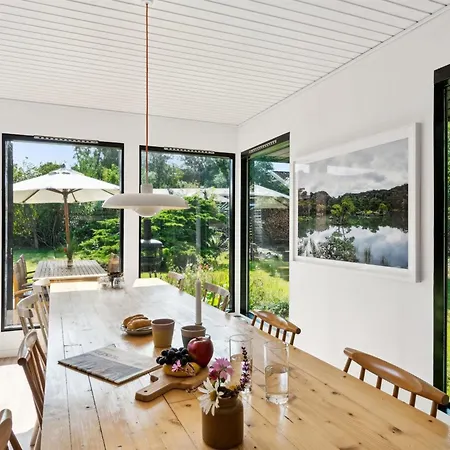 Iolani - 1-3km From The Sea By Interhome *