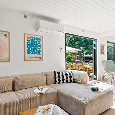 Vakantiehuis Iolani - 1-3km From The Sea By Interhome Græsted